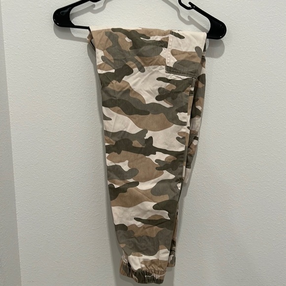Womens joggers - Picture 1 of 3